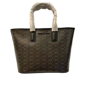 MICHAEL Michael Kors Black and Brown mini Shoulder Bag with Monogram Pattern